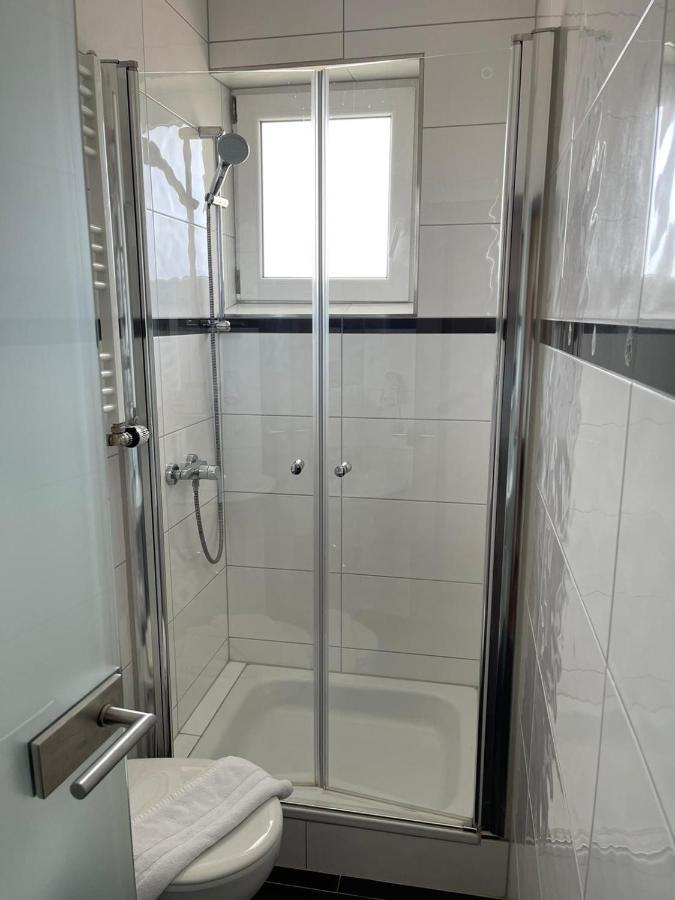 מקנבורן Hotel Wiesental Naehe Friedrichshafen מראה חיצוני תמונה