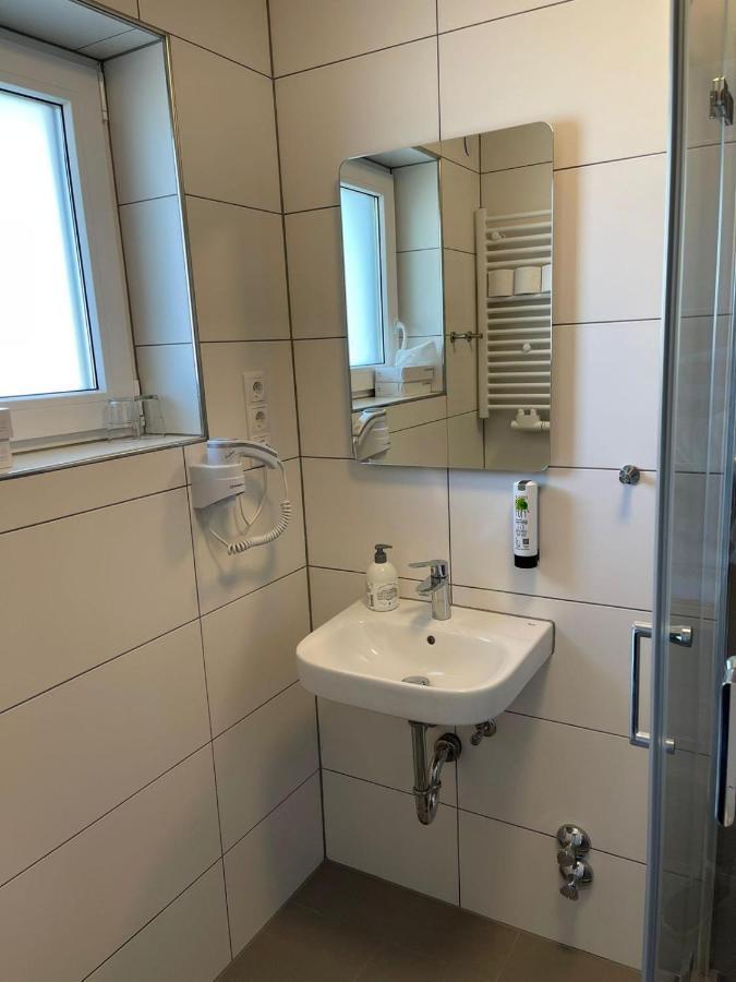 מקנבורן Hotel Wiesental Naehe Friedrichshafen מראה חיצוני תמונה