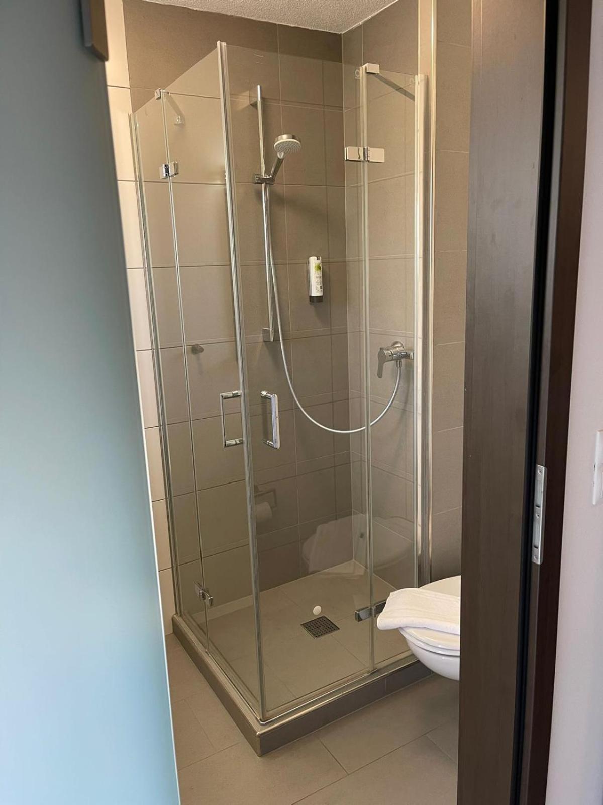 מקנבורן Hotel Wiesental Naehe Friedrichshafen מראה חיצוני תמונה