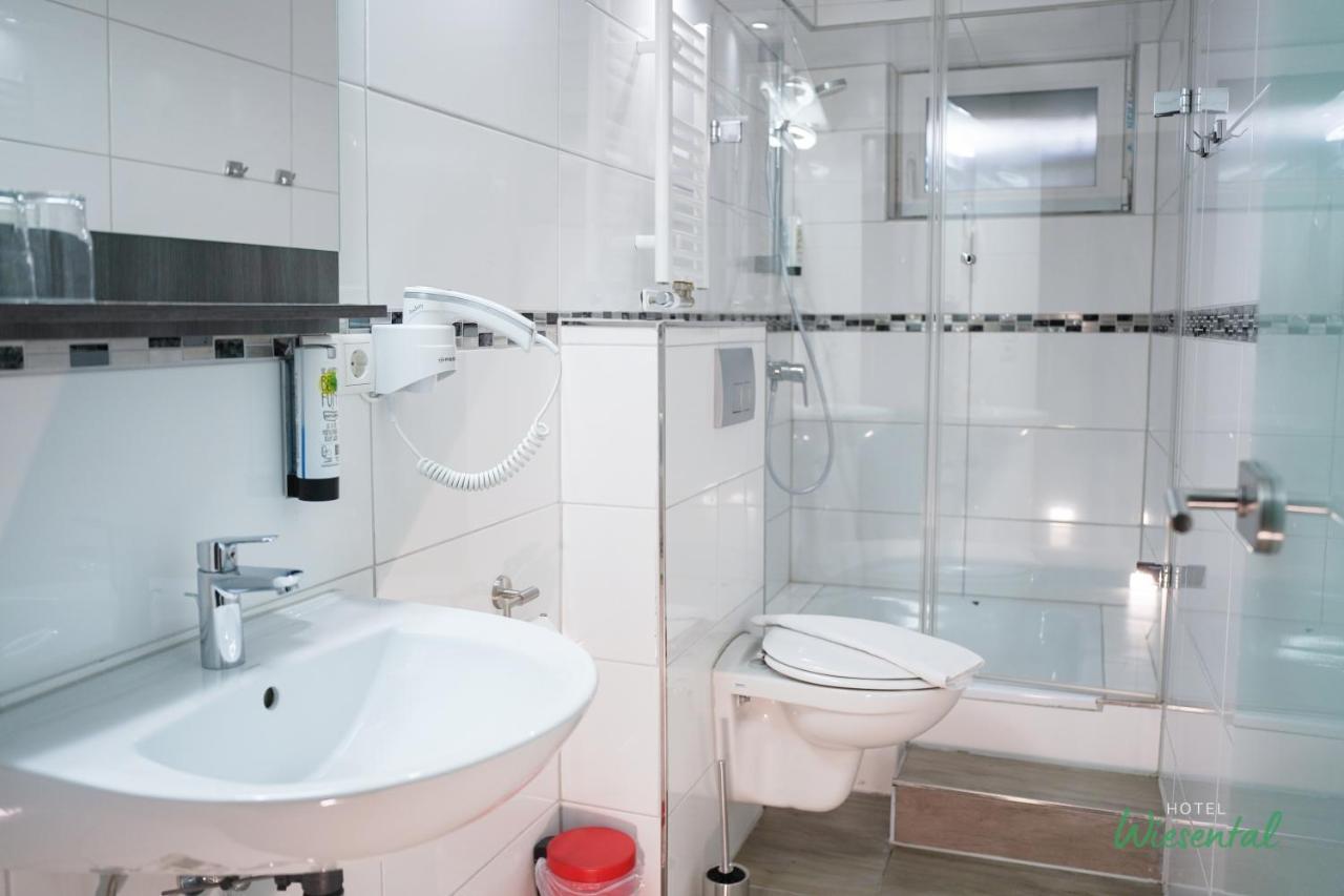 מקנבורן Hotel Wiesental Naehe Friedrichshafen מראה חיצוני תמונה